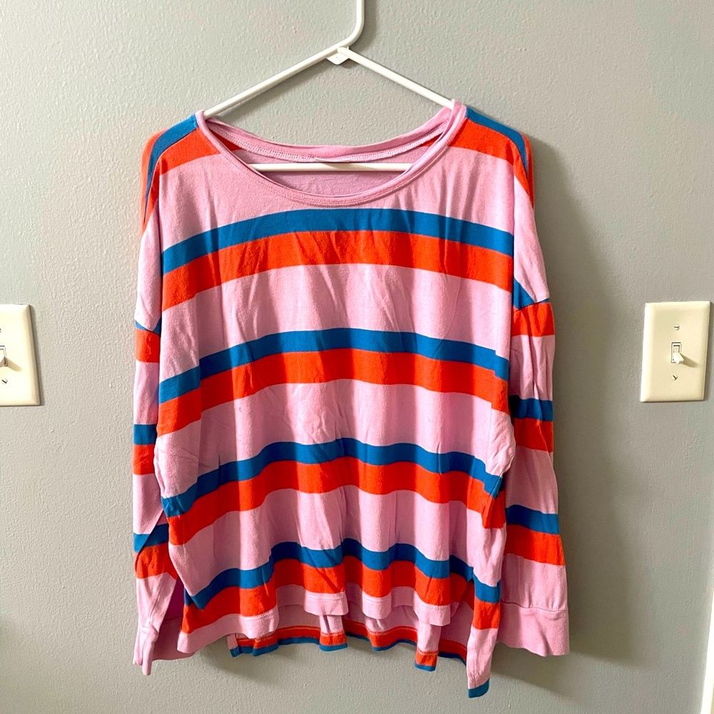 Soft cropped long sleeved tee